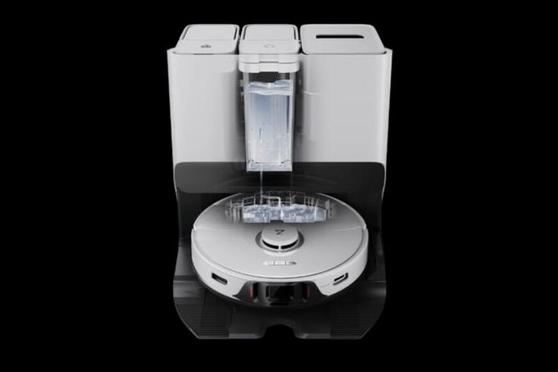 Filling water tank on the Roborock S8 Pro Ultra.